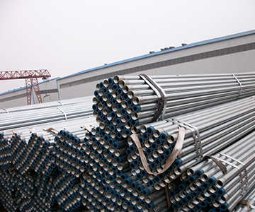 ASTM A53 galvanized steel pipe boasts a pit-free surface and strong corrosion resistance